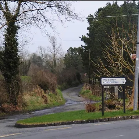 Tranquil Haven Mansion بيت للعطل روسكومون