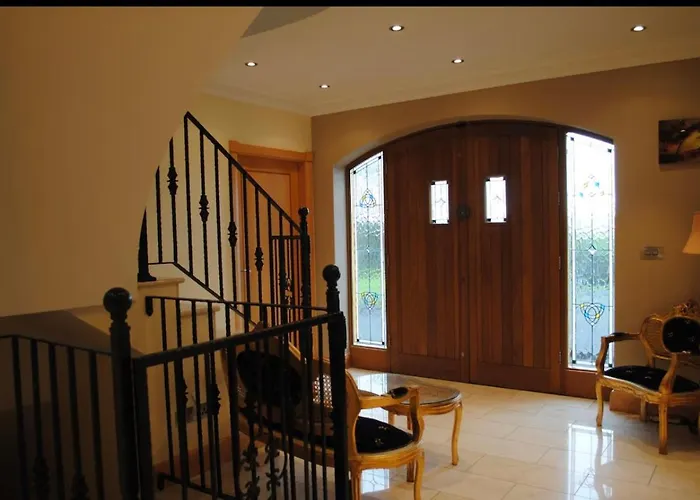 펜션 Tranquil Haven Mansion 로스코먼